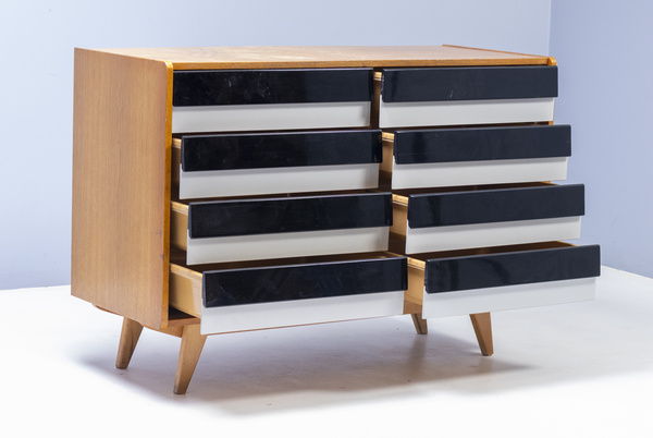 U-453 cabinet by Jiří Jiroutek/black-white