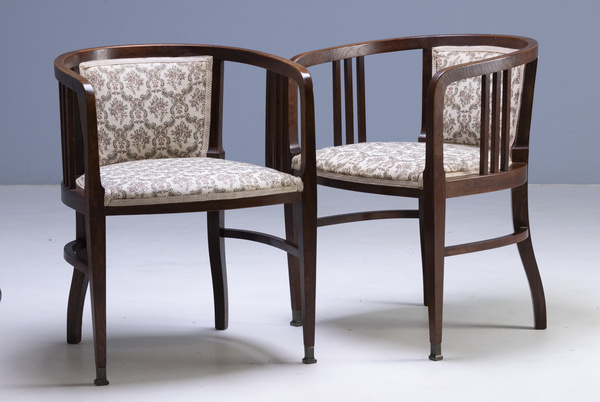 Elegant Art Nouveau seating - table and two armchairs, two stools -, around 1910