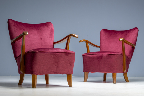 Velvet Duet – Pair of Art Deco Armchairs from the 1930s–40s
