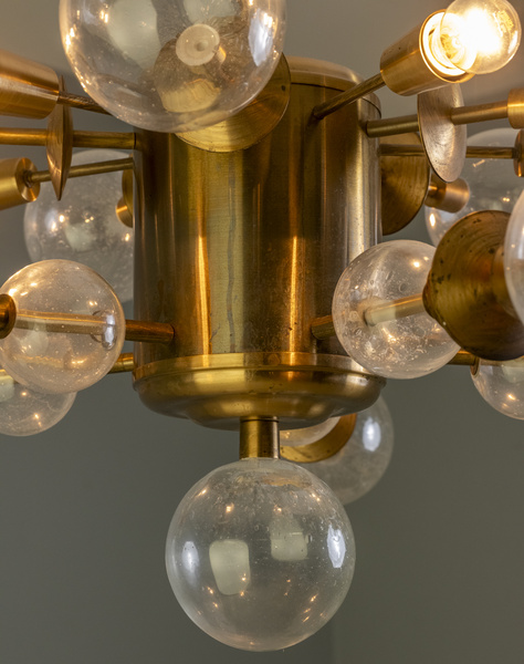 Space_age_lustr8